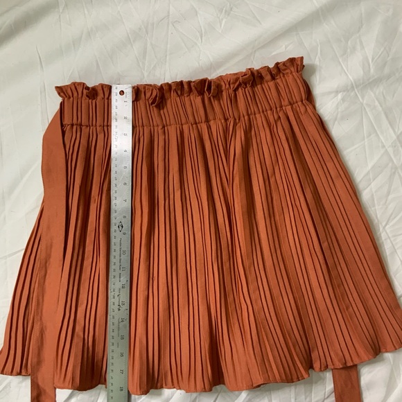 Haute Mode Pumpkin Spice Pleated Skirt NWOT - Picture 6 of 8